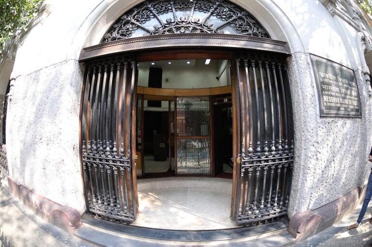 Entrance of Reserve Bank of India headquarters at 8 Council House Street, Kolkata