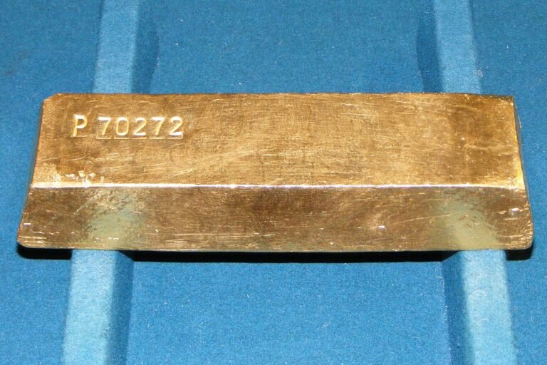 Gold bullion bar, 400 troy-ounces, used for banking purposes