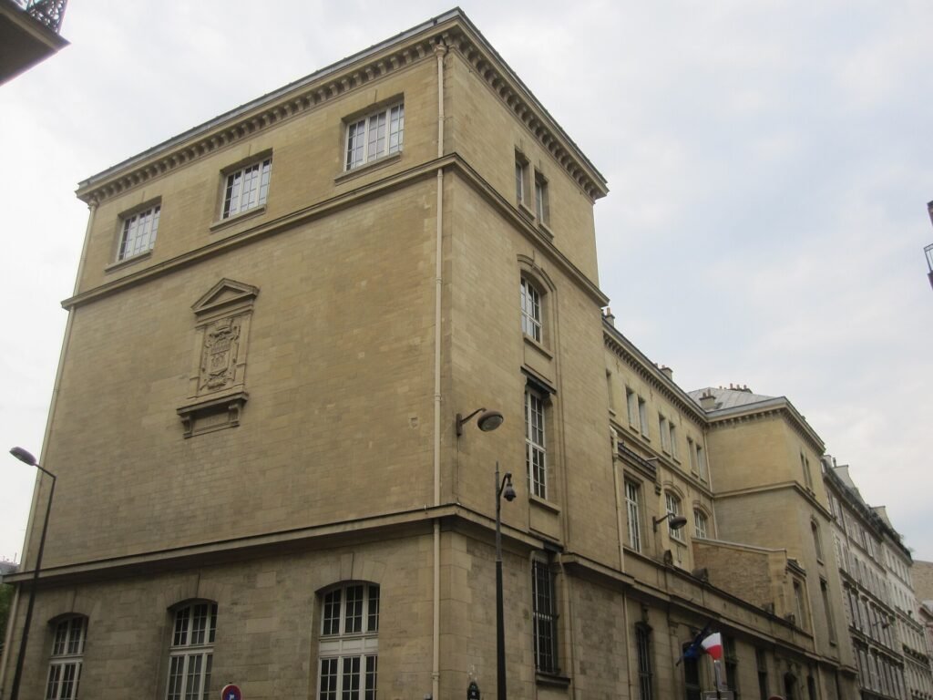 Government Building in Paris, France - institutional symbol relevant to fiscal and political issues affecting French bond yields